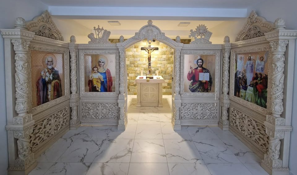 Інтер'єр парафіяльного храму Успіння Пресвятої Богородиці в Кишиневі